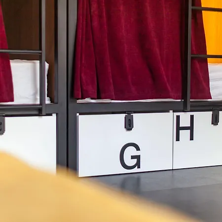 The Central House Barcelona Gracia *